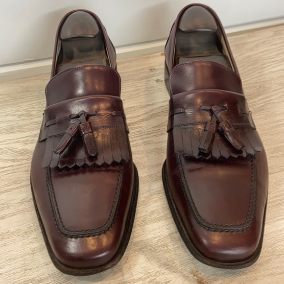 Salvatore FERRAGAMO Oxblood Leather Tassel Loafers Men Size 10B - Picture 1 of 9